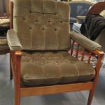 592 1566 ARMCHAIRS